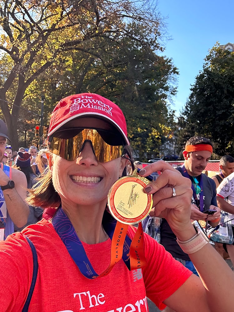 Victoire d'une coureuse après une blessure avec l’aide de Matthieu Laurent, coach en course à pied et préparation marathon en ligne.