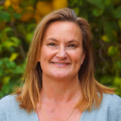 Paula Dickens avatar