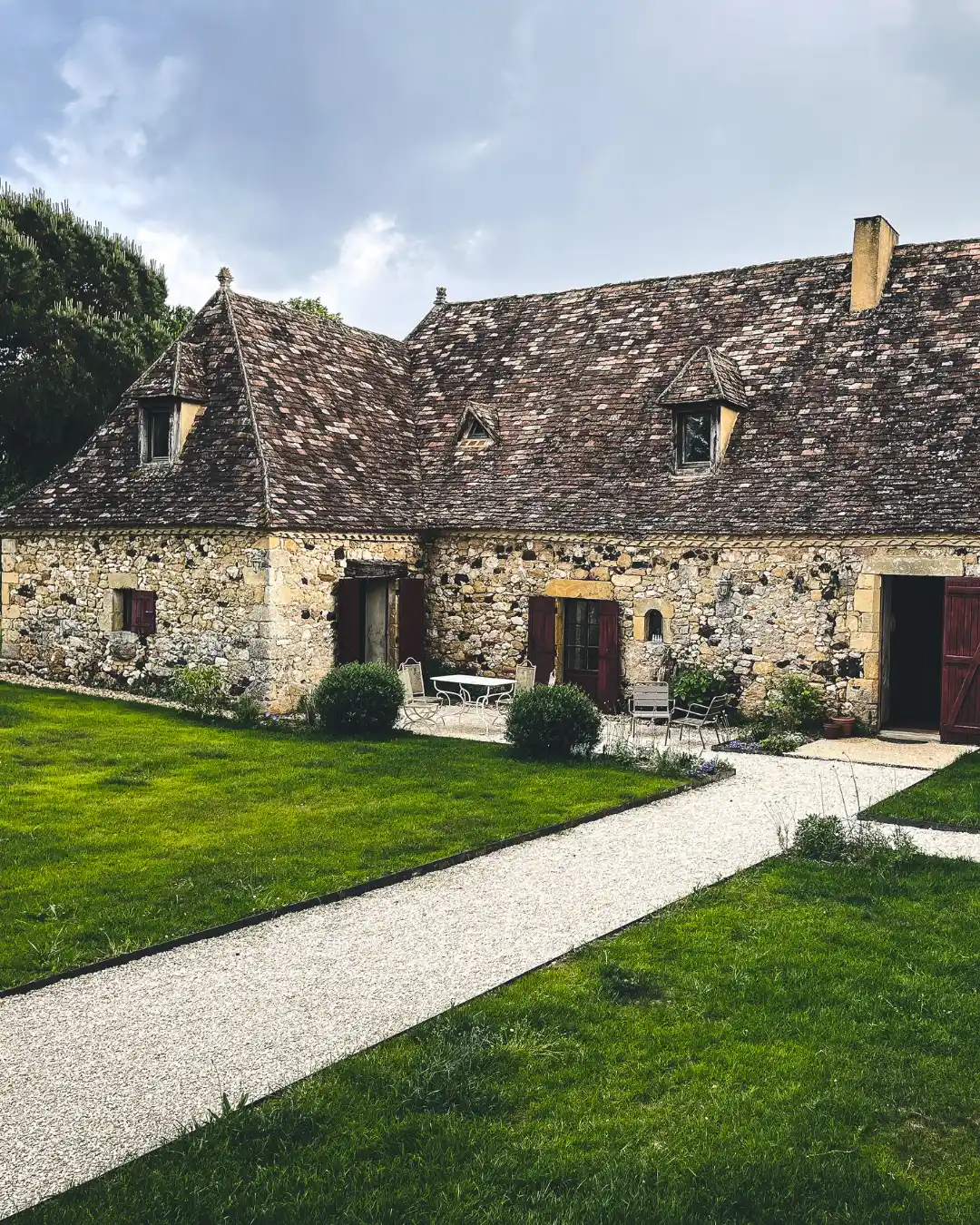 Maison en pierre avec Jardin - Jaroussie Paysagiste Dordogne