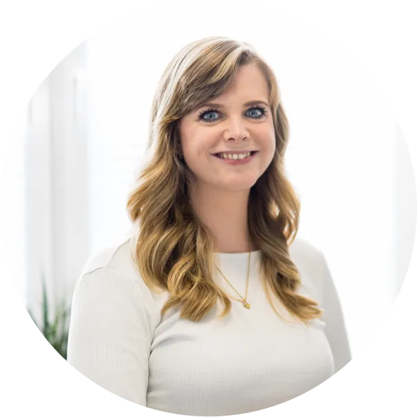 Portrait der Mitarbeiterin Marie Ziemba von Schremper IT GmbH aus Wuppertal.