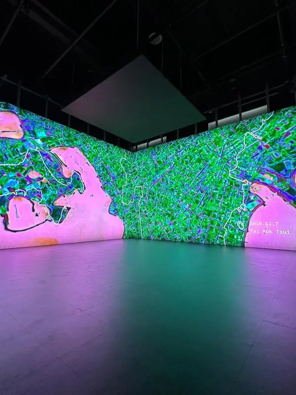 With the aid of AI's generative power, the artist unveils the unfolding tapestry of Tai Kok Tsui through the rhythms of time yet to come.