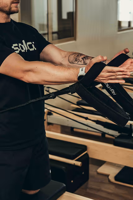 Cours de pilates reformer à bordeaux saint genes