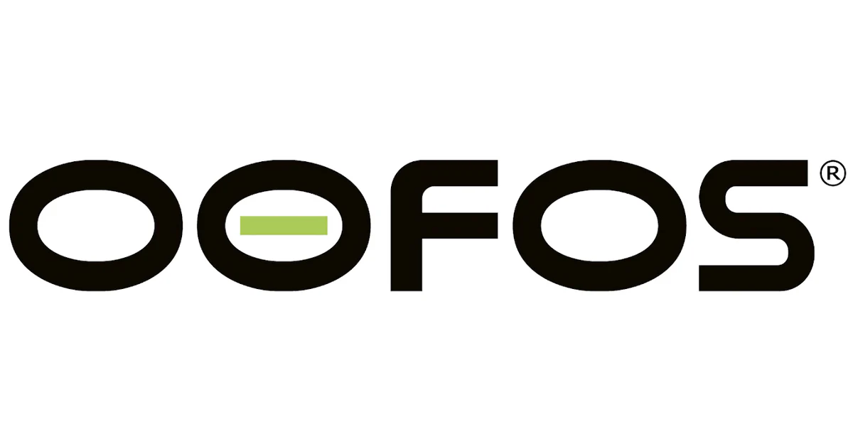 Logo de la marque OOFOS avec une barre verte à l'intérieur du deuxième O.