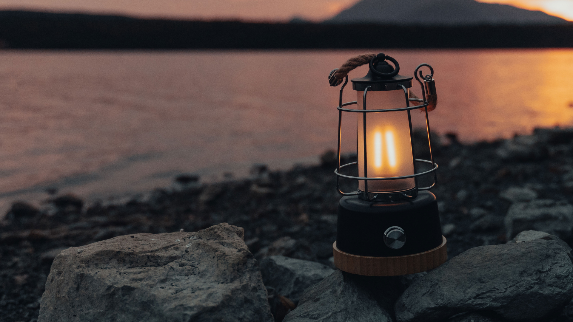 image of a desert camping expedition