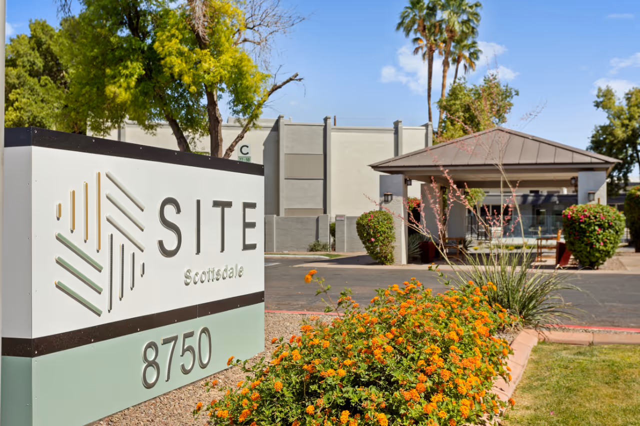 Site Scottsdale exterior signage