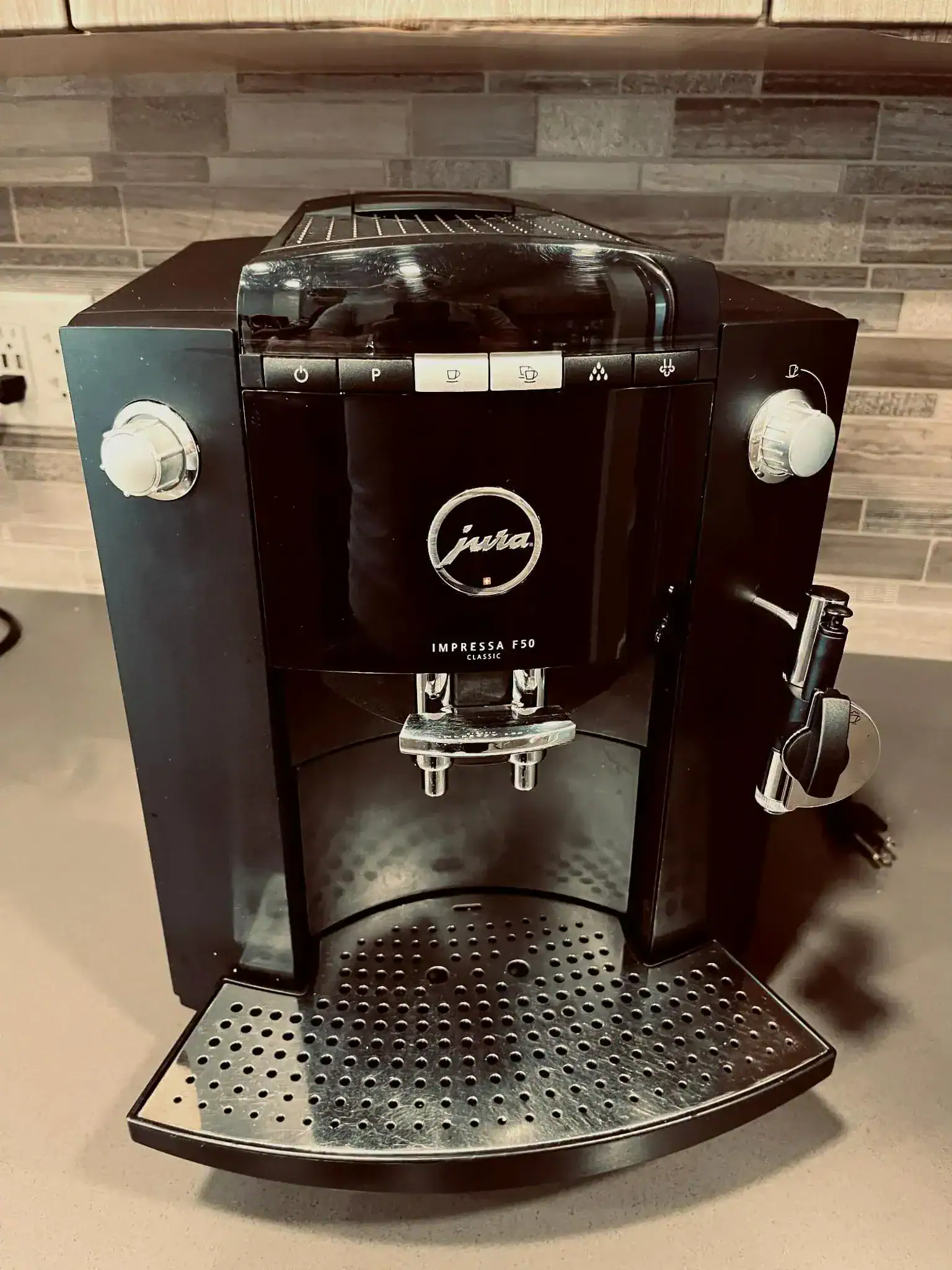 Jura IMPRESSA F50 coffee machine