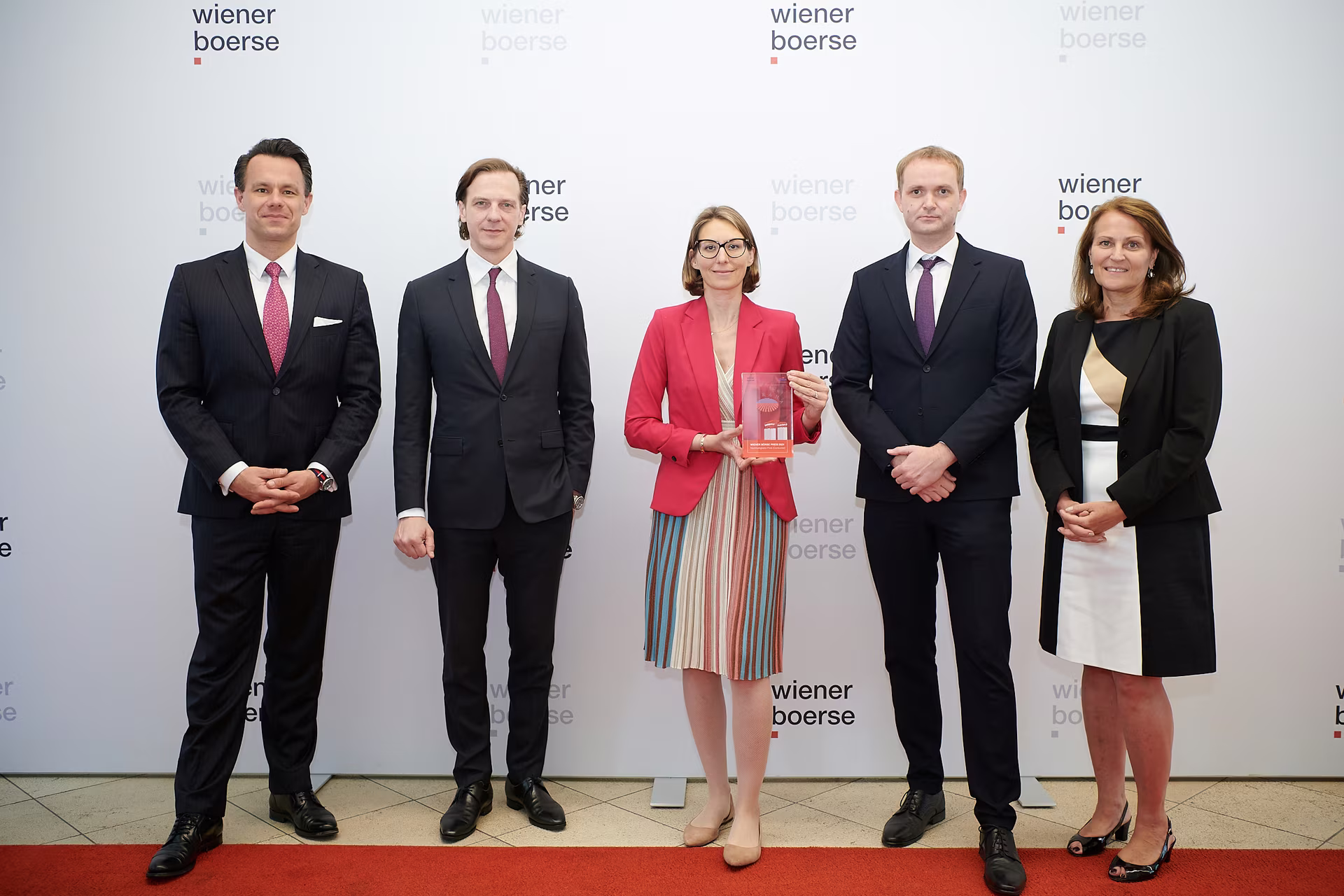 Im Bild (v.l.): Wiener Börse CEO Christoph Boschan – AGRANA CFO Stephan Büttner – AGRANA Sustainability Managerin Ulrike Middelhoff – AGRANA Investor Relations Manager Hannes Haider – Wiener Börse CFO Andrea Hermann