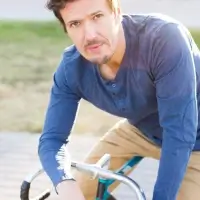 Elliot S.
