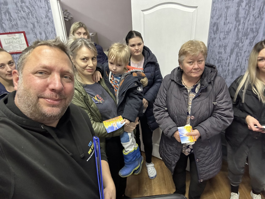 Bänz Margot von Human Front Aid in der Ukraine