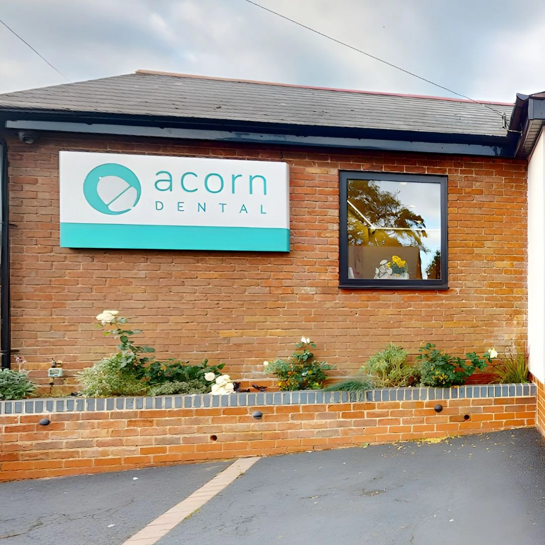 Implantly headoffice clinical location