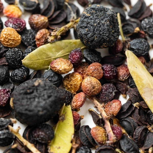 Fruits et légumes anciens aux teintes naturelles en gros plan