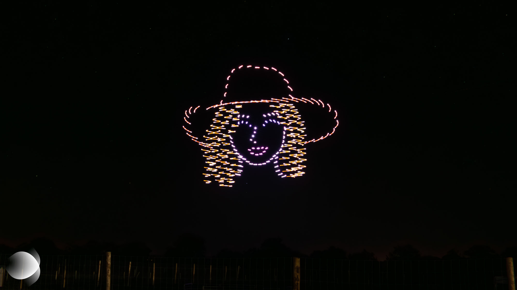 Spectacle de drone lumineux sur le thème de l'agriculture à Terre Attitude