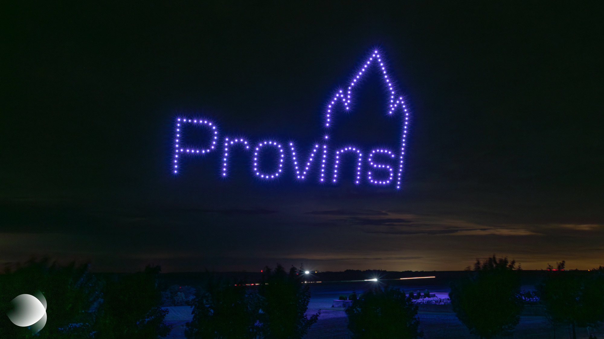 « Voyage Temporel » est un spectacle de drone à Provins l’une des capitales du commerce international au Moyen Âge.