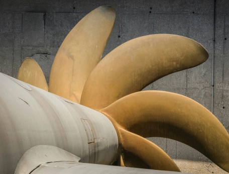 Adroven-home-three-the-realization-that-each-image-two