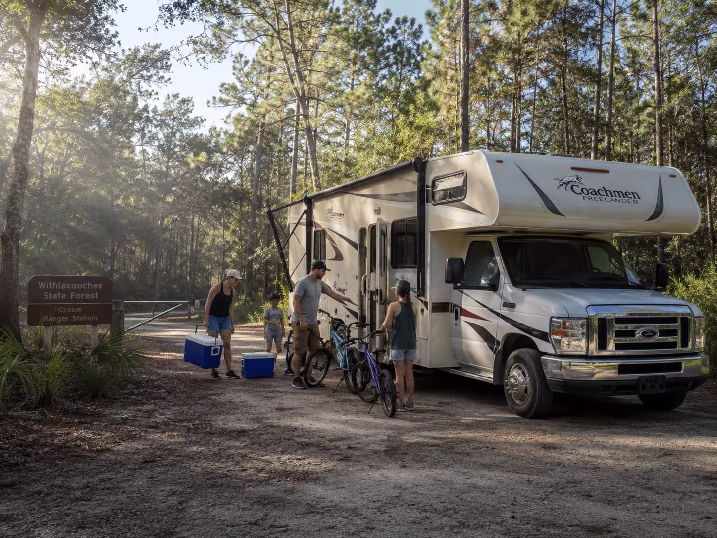 Class C motorhome at a campsite near Brooksville, FL