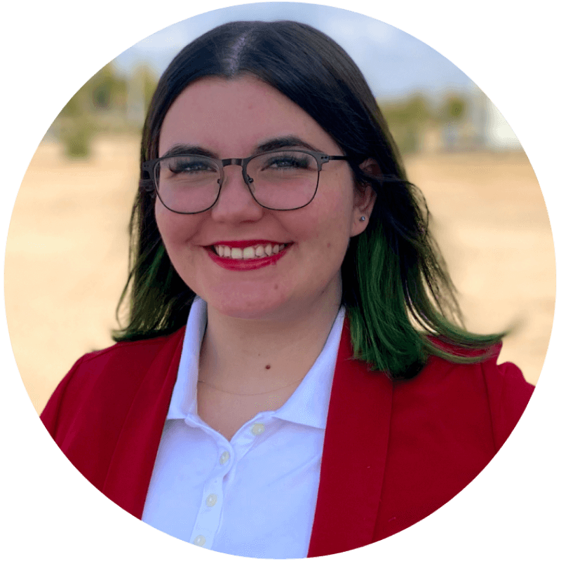 Abbi Madden Portrait | SalesMail