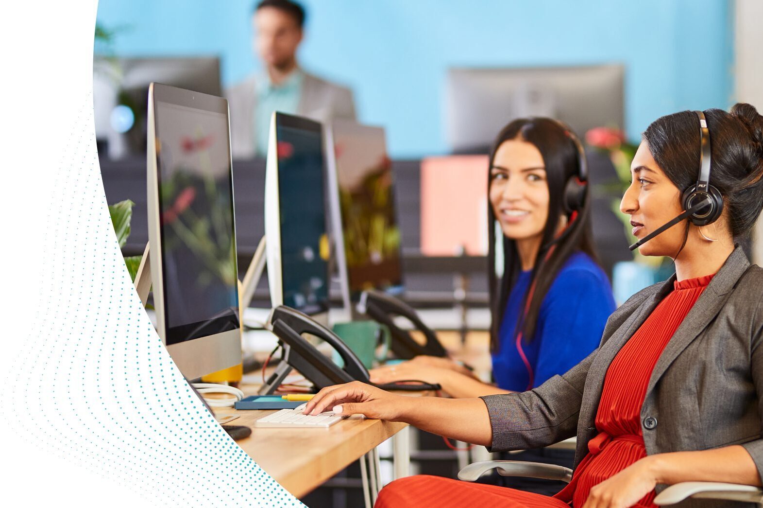 9 Factors to Consider When Selecting a CCaaS Solution