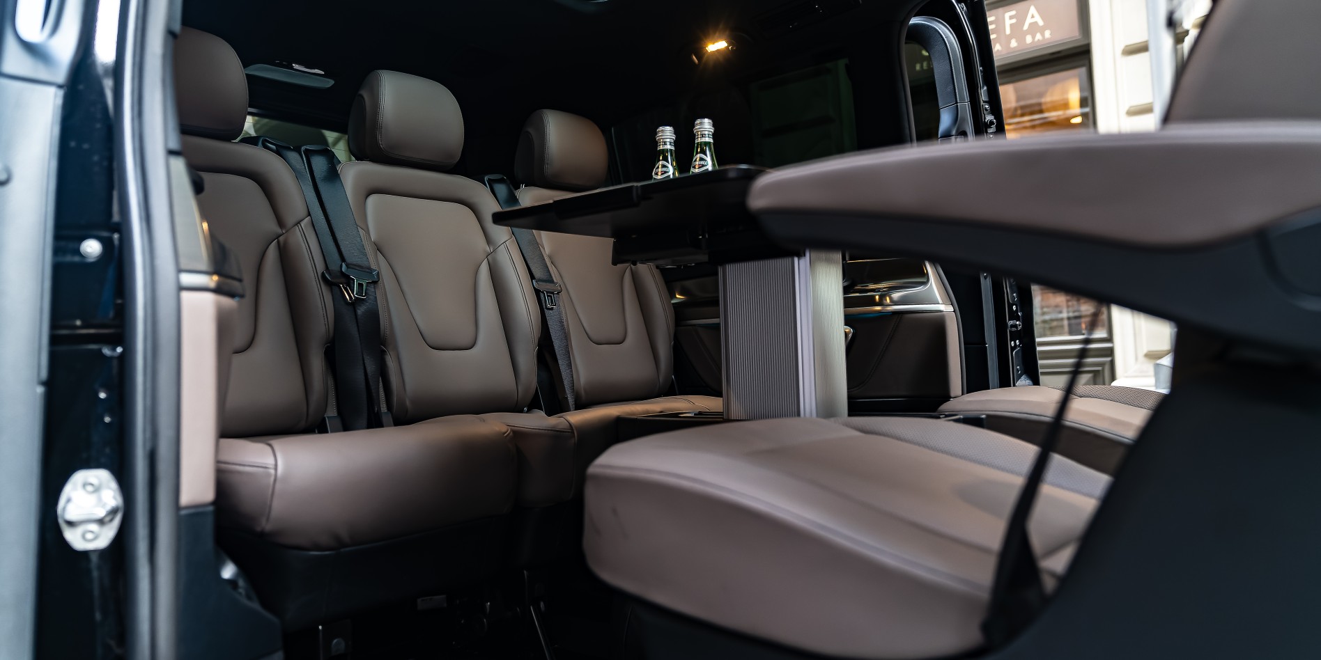 Luksusowy transfer po Polsce Mercedesem – bezpieczne przejazdy międzymiastowe z Premium Driver