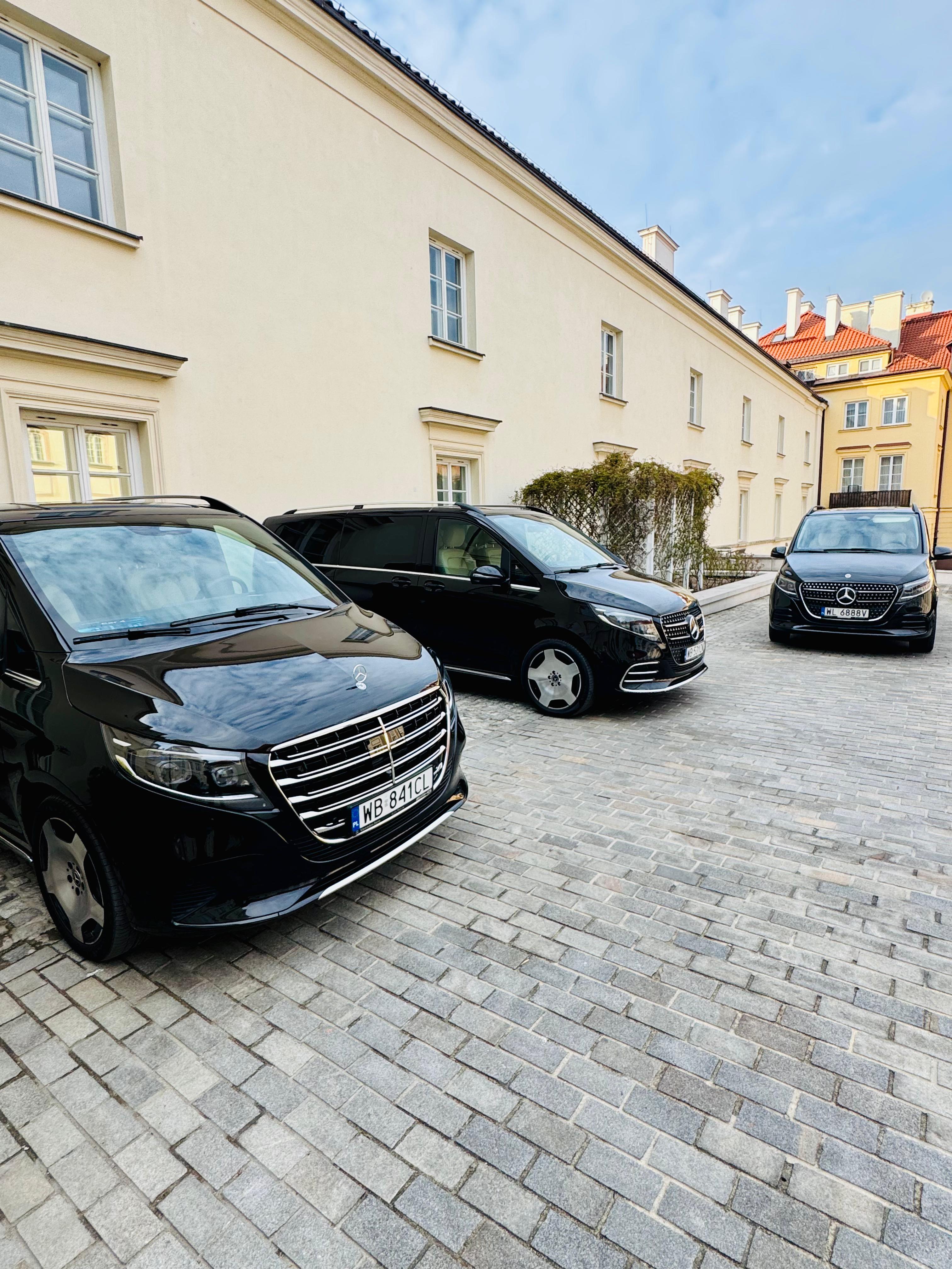 Premium executive car service in Warsaw featuring a luxury chauffeured Mercedes-Benz V-Class for corporate VIP transfers and airport pickups.