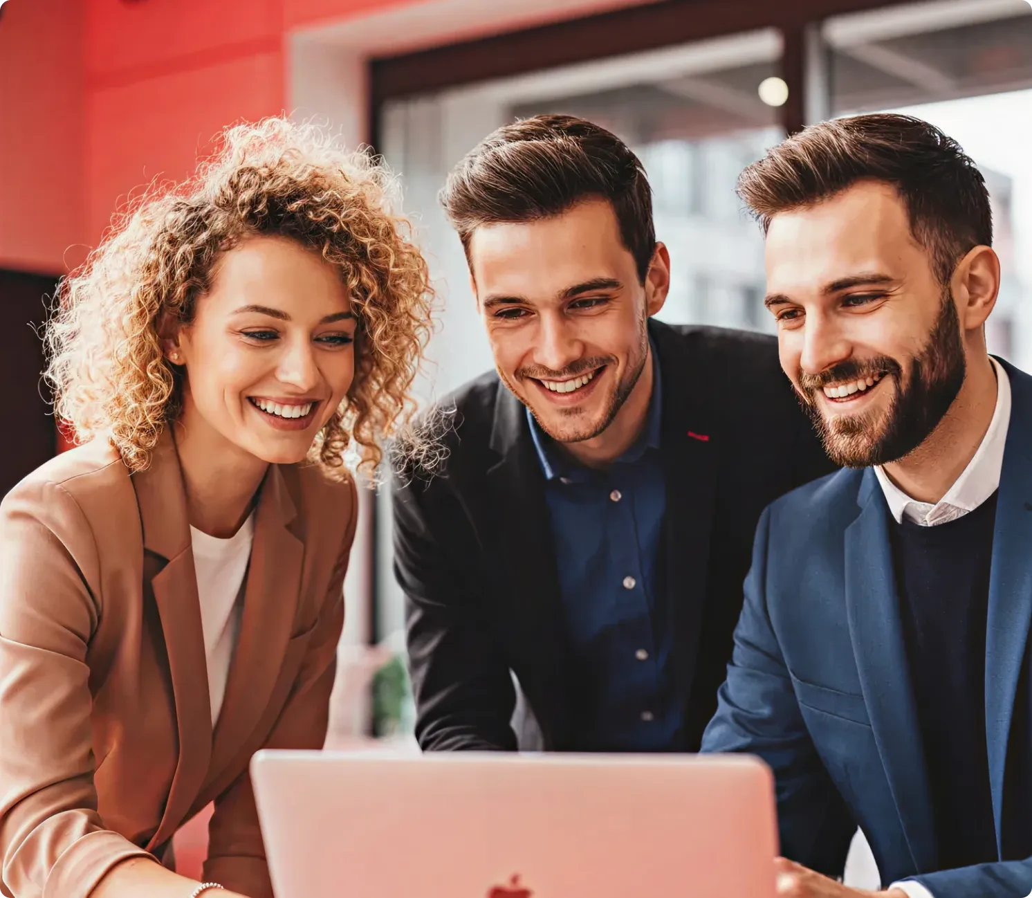 Foliox Minimal Portfolio & Agency Webflow template image