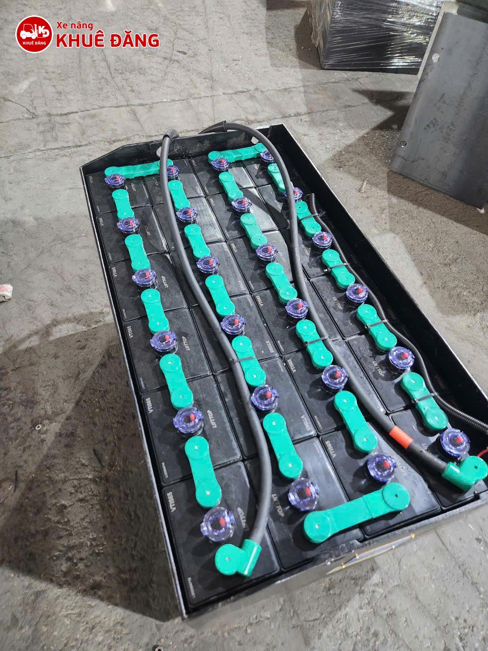 Bán bình điện xe nâng 2 tấn mới chính hãng