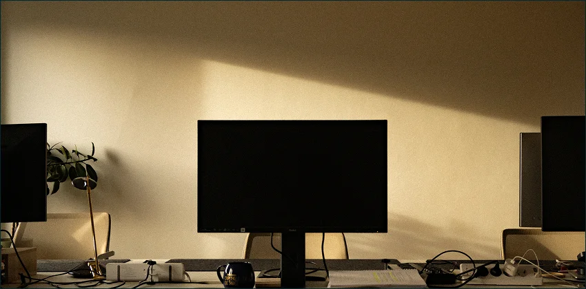 photo des espaces de travail de l'open space de station seja 