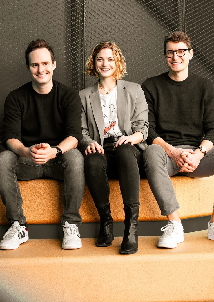 contact_bottom_left_img