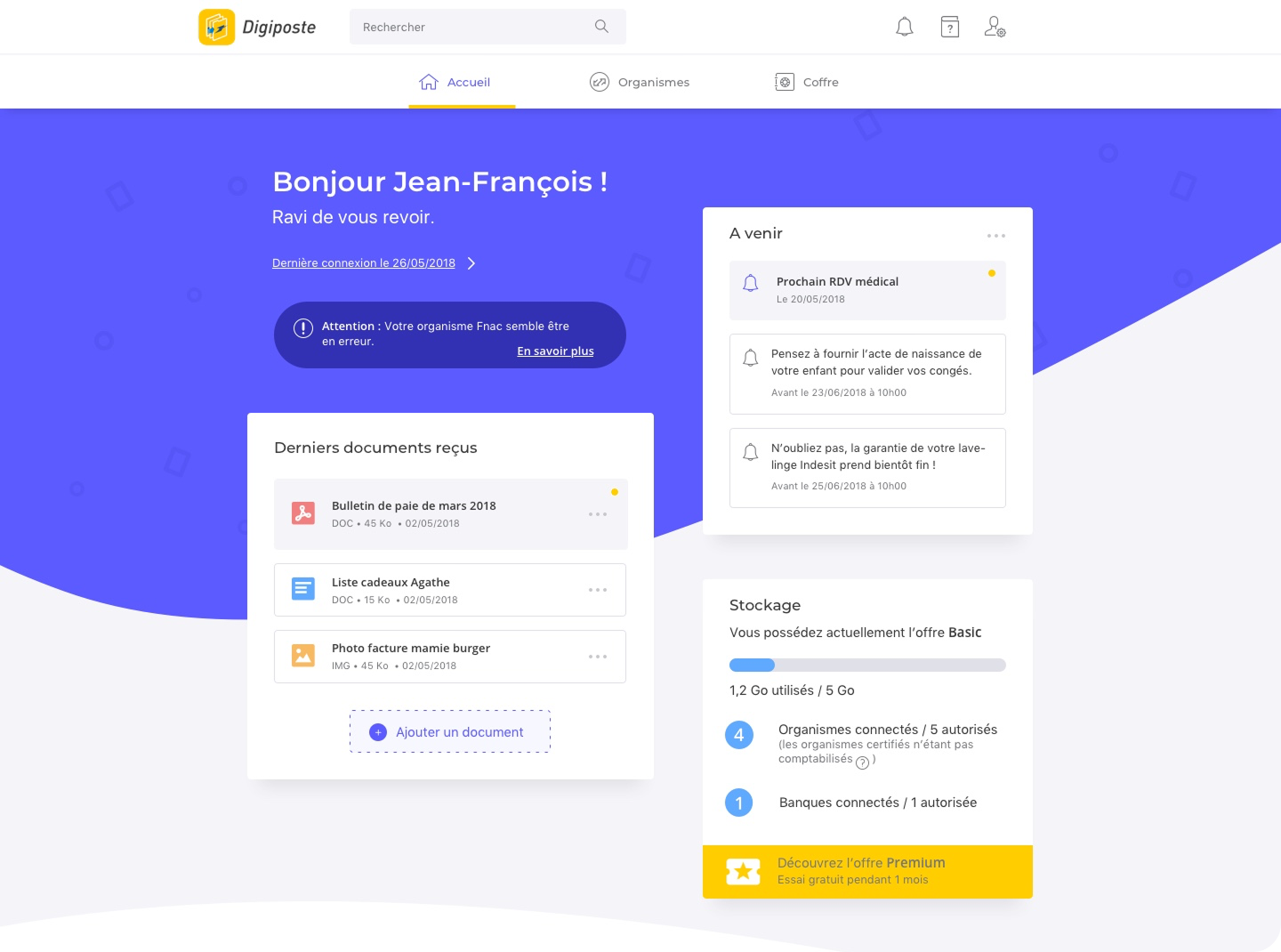 Digiposte user dashboard showing a welcome message to Jean-François, recent documents including a pay slip, upcoming reminders, storage usage, and options for connected organizations and banks.