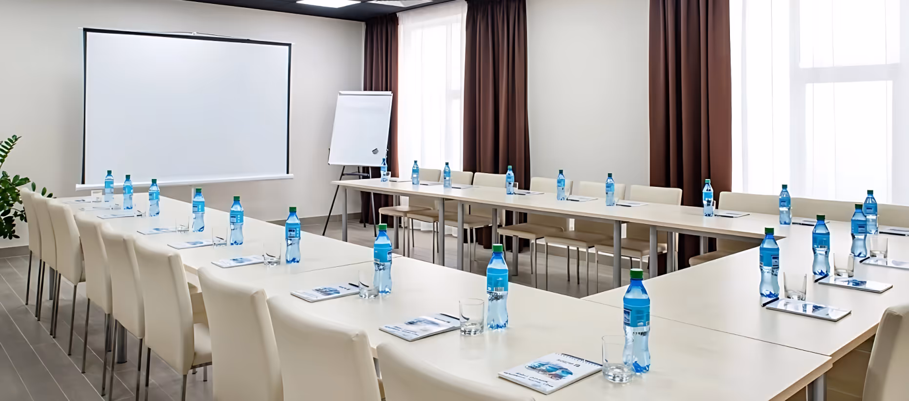 Конференц-зал для занятий детского лагеря