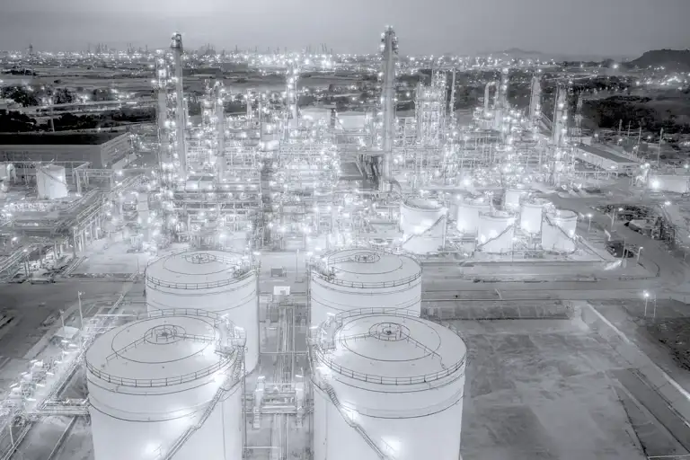 image of a geothermal plant with advanced technology