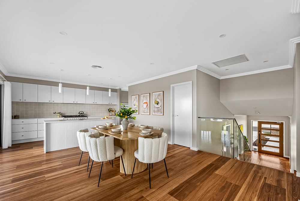 Sanctuary Split Level: Hillgrove 267