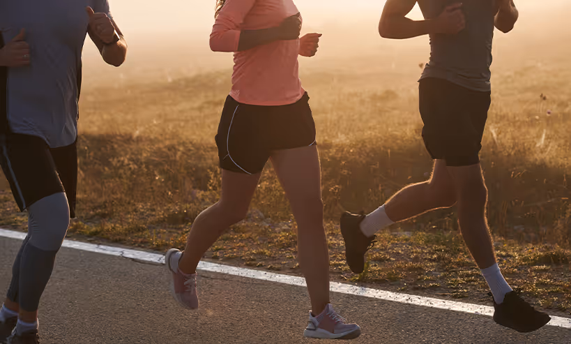 Photo des sportifs suivis en rééducation par un kiné du sport (Matthieu Laurent) à Brison proche d'Aix-Les-Bains, après des blessures à la cuisse, à la jambe et des douleurs au dos liée à la course et au footing 