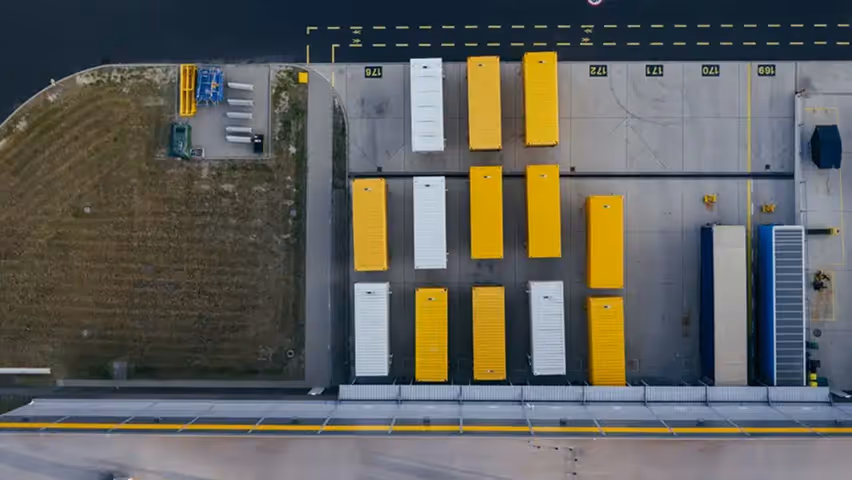 Save on shipping costs: the ultimate guide 2025