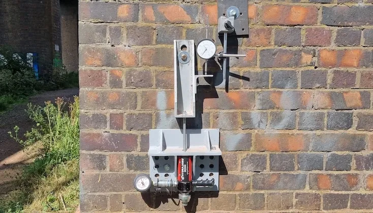 Masonry fixings preliminary shear load tested.