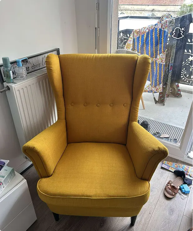 cleaned chair by blueotter cleaning