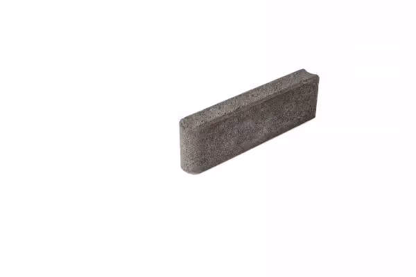 HB-Betonin Nurmikon Reunakivi Musta 400×60×120 mm