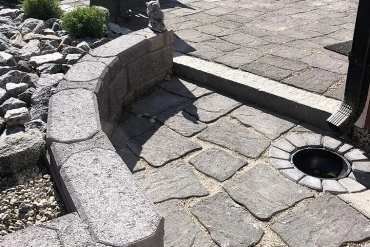 Kalliokivi-laattasarja tuo luonnollista kauneutta pihaasi