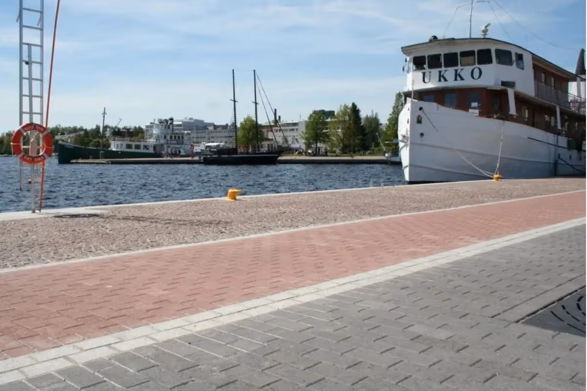 Betonikivillä kestäviä ratkaisuja infrarakentamiseen
