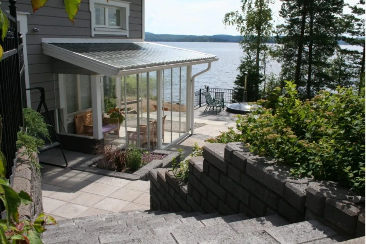 Pihasuunnittelu – Unelmiesi piha HB-Betonin pihakivillä