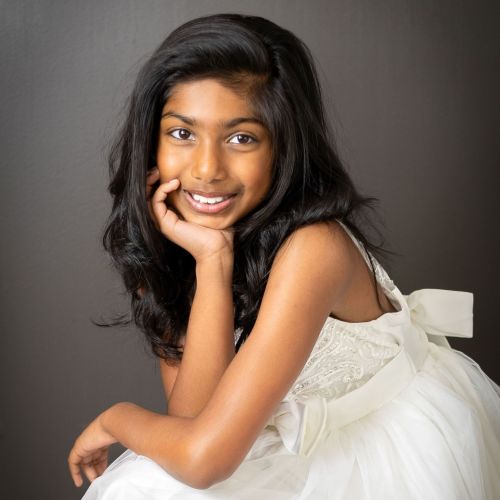 [background image] image of office workspace with desks (for a film production company)