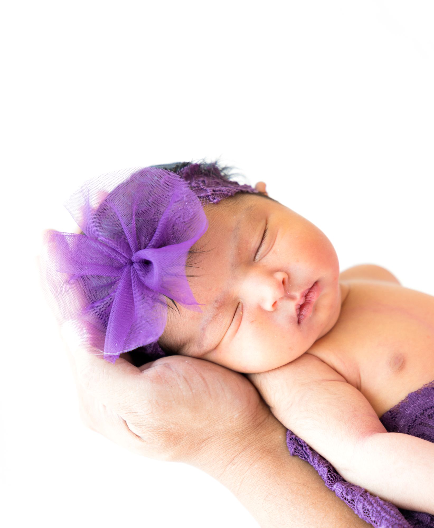 background image of a jewelry workshop