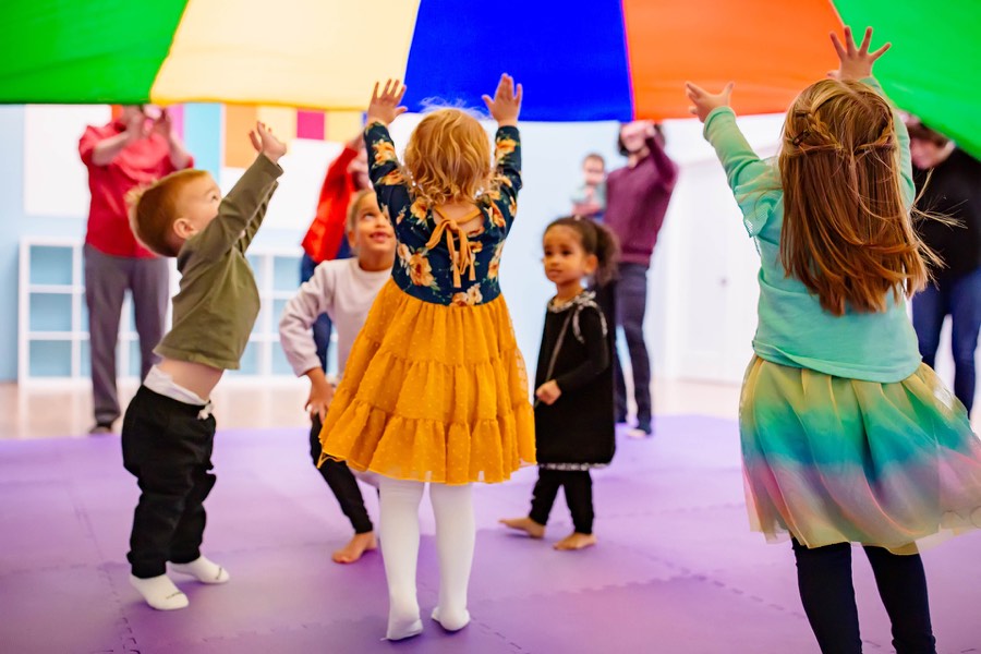 Mixed-age Music Together class