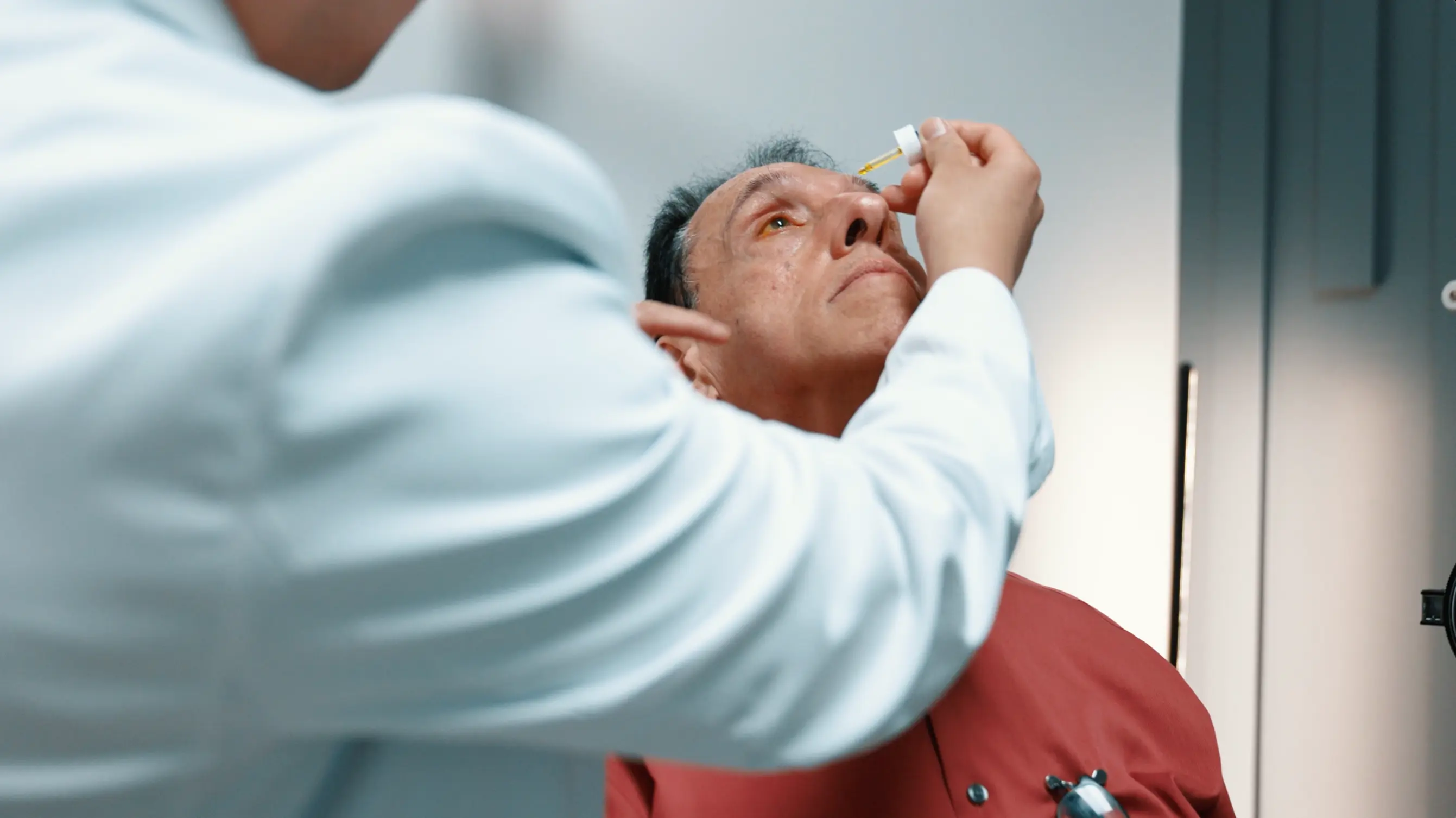 Intraocular pressure measurement for diabetic retinopathy monitoring at Stratus Eye in Suwanee, GA