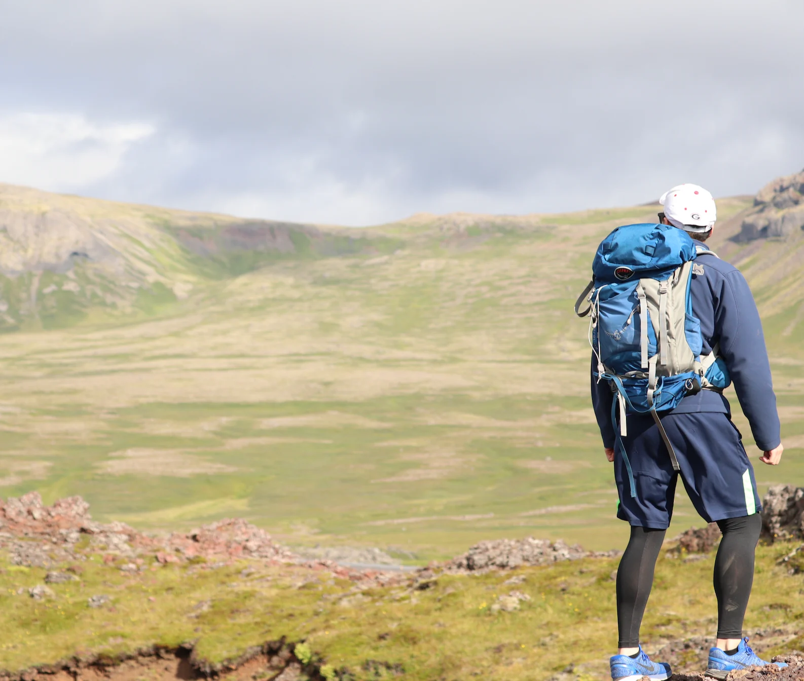 Dr. Jeffrey Tran hiking — endurance athlete and founder of Stratus Eye in Suwanee, GA