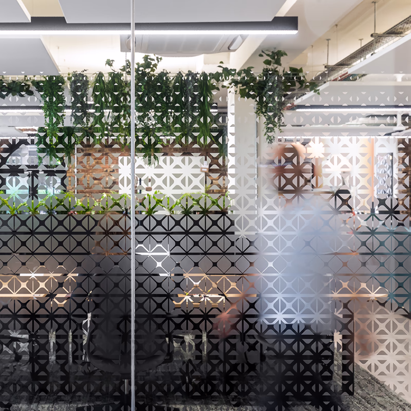Glazing Manifestation