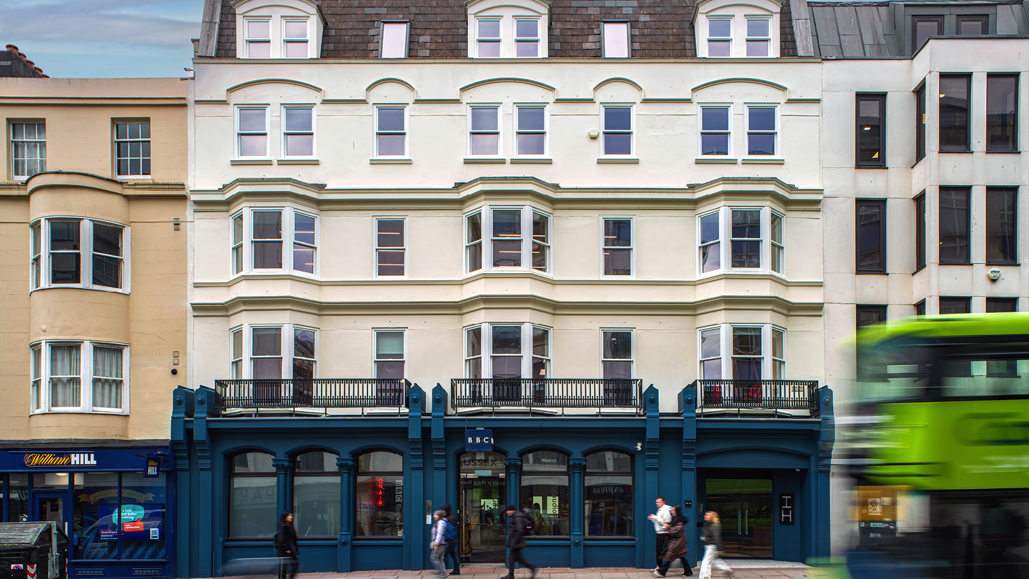 42 Queens Road 