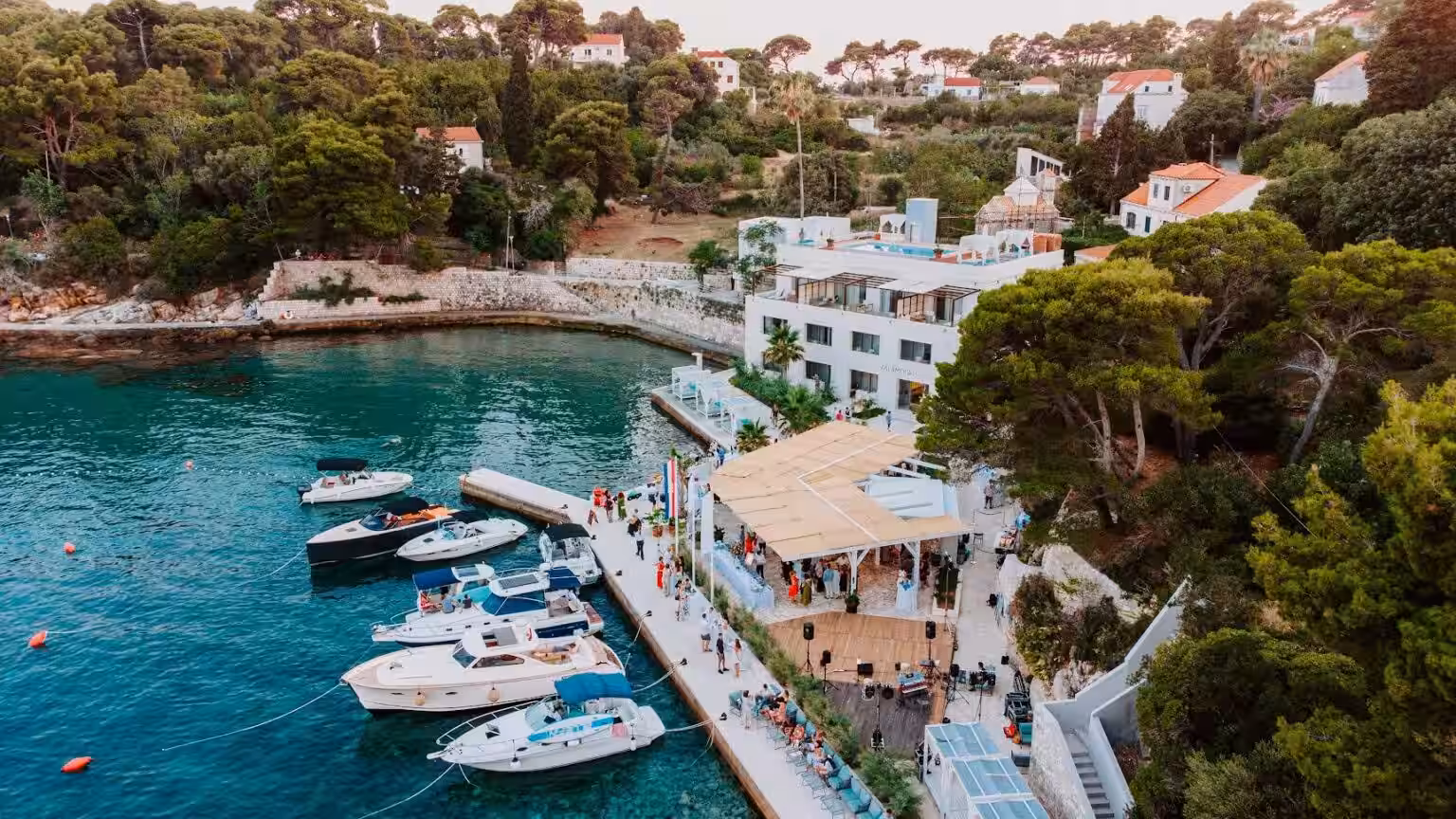 Kalamota Beach House