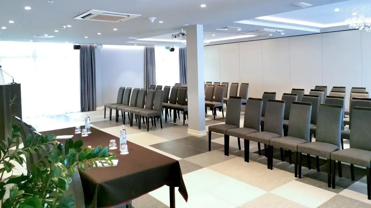 Hotel Lero, Dubrovnik conference room set theatre-style with grey chairs