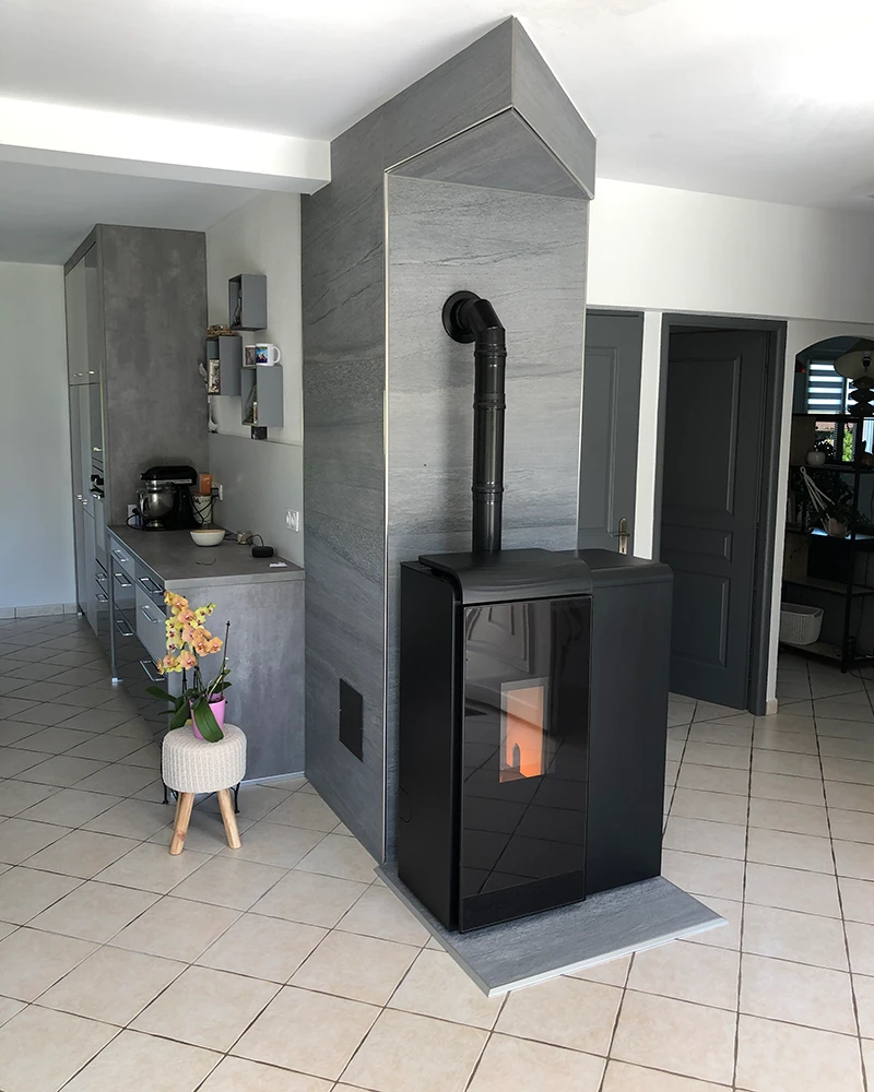 Poêle à granulés chez un client Bret