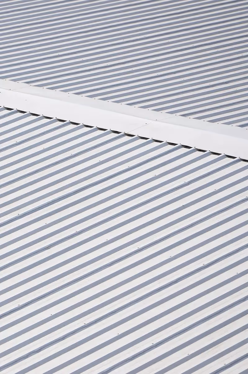 Plechová krytina (profilovaná alebo falcovaná)